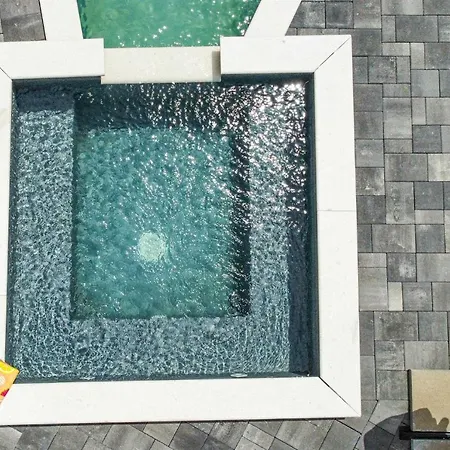 빌라 Beautiful Silente With Pool, Whirpool And Sa