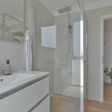Villa Beautiful Silente With Pool, Whirpool And Sa *